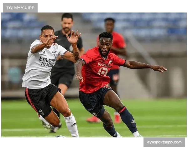 勒沃库森客场1比0小胜本菲卡 希克攻入制胜球